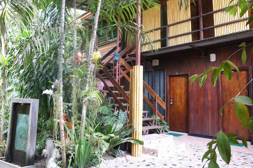 Raintree Lodge Port Moresby Extérieur photo